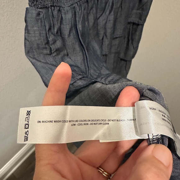 Ariat smocked dark denim ruffle dress. NWT - Picture 10 of 10